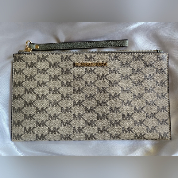 Michael Kors Monogram Clutch in Cream and Brown - Picture 1 of 8